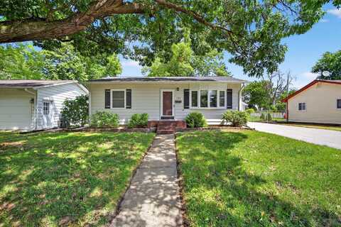 123 16th Street, Ames, IA 50010