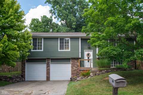 6118 Thrushwood Circle, Indianapolis, IN 46250