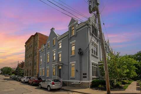2100 Sinton Avenue, Cincinnati, OH 45206