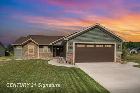 4664 N West View, Bay City, MI 48706
