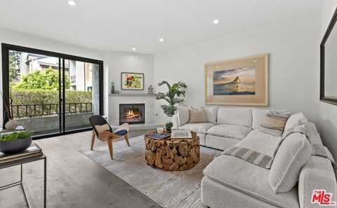 8110 Manitoba St, Playa Del Rey, CA 90293