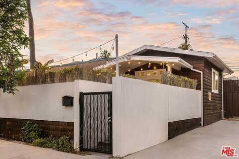 1141 Cabrillo Ave, Venice, CA 90291