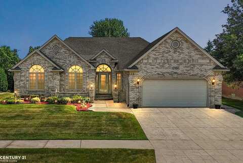 17104 Kristen, Macomb, MI 48042