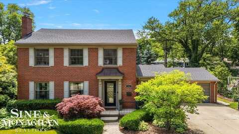 1013 Kensington, Grosse Pointe Park, MI 48230