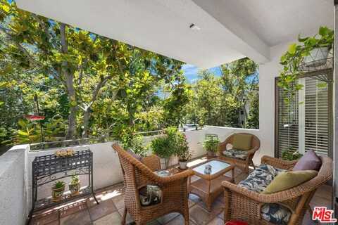 651 WILCOX AVE, LOS ANGELES, CA 90004