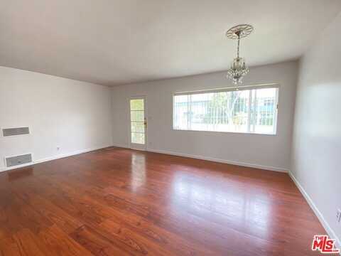 5456 VILLAGE GRN, LOS ANGELES, CA 90016