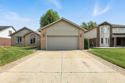 15750 Lamont, Macomb, MI 48042