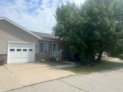 720 Channel, Marine City, MI 48039