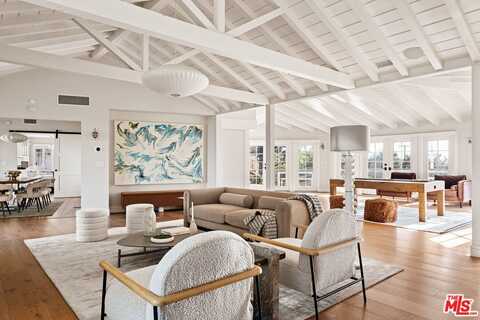 12417 Mulholland Dr, Beverly Hills, CA 90210