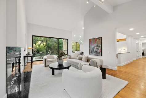 21 Valley Oak ST, PORTOLA VALLEY, CA 94028