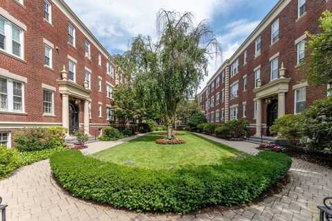 63 Babcock St, Brookline, MA 02446