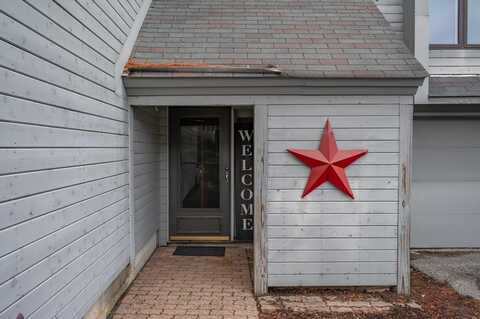5 Tsienneto Rd, Derry, NH 03038