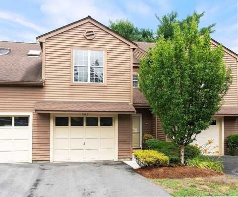 200 Ridgefield Cir, Clinton, MA 01510