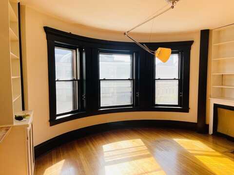 1137 Massachusetts Ave, Cambridge, MA 02138