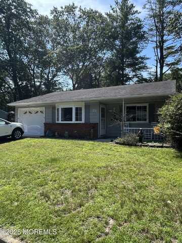 15 Texas Boulevard, Whiting, NJ 08759