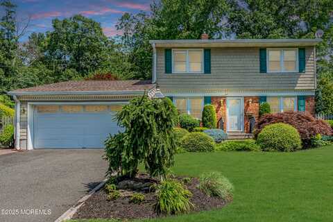 30 Daniel Drive, Matawan, NJ 07747