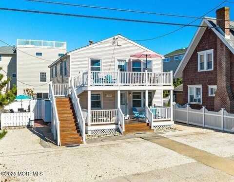 25 E 49th Street, Long Beach, NJ 08008