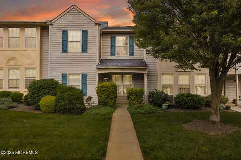 18 Remington Drive, Freehold, NJ 07728
