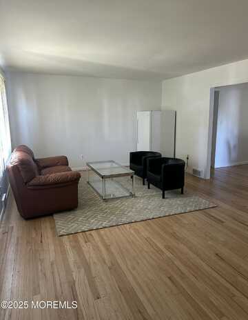 40 Wall Street, West Long Branch, NJ 07764