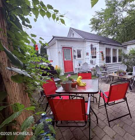 404 Newark Avenue, Bradley Beach, NJ 07720
