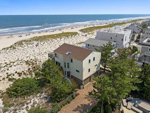 208 E 20th Street, Long Beach, NJ 08008