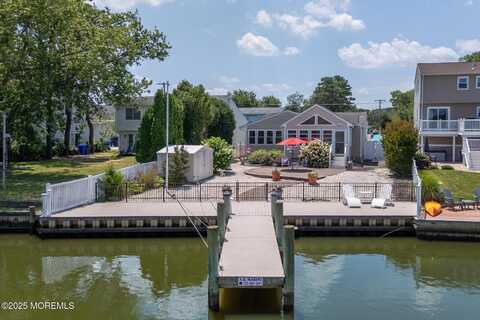 52 Kettle Creek Drive, Brick, NJ 08723