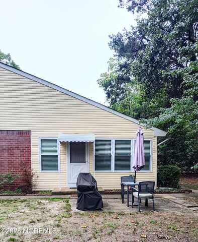 4 Snowberry Lane, Whiting, NJ 08759