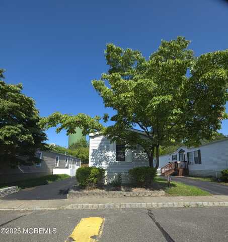 76 Secretariat Street, Howell, NJ 07731