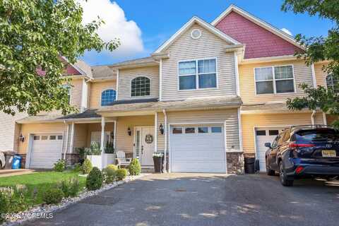 100 Pine Street, Lakehurst, NJ 08733
