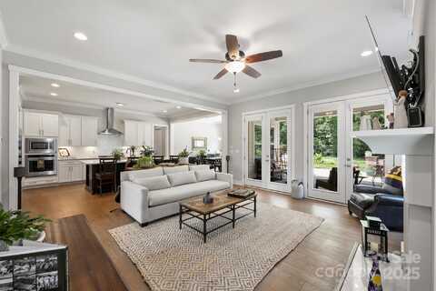 13012 Brooklyn Skylar Way, Huntersville, NC 28078