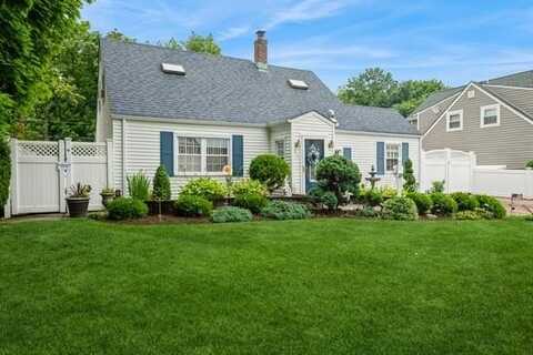 59 Hill Lane, Levittown, NY 11756
