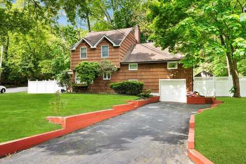 18 Nursery Road, Melville, NY 11747