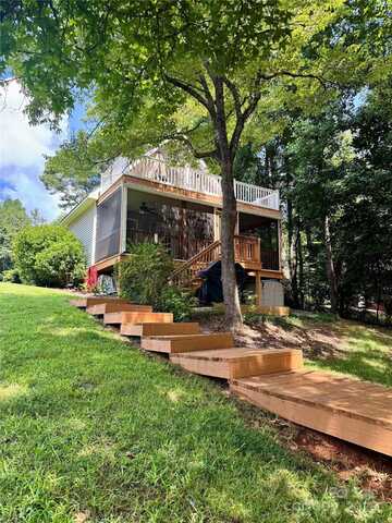 696 Springwood Drive, Mount Gilead, NC 27306