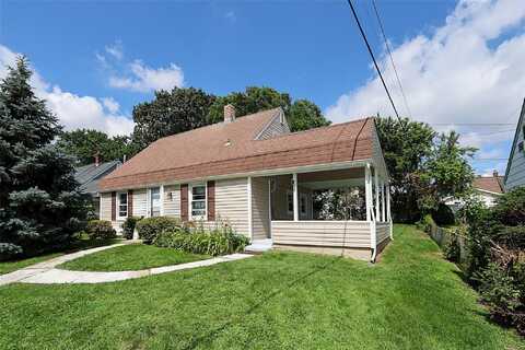 16 Primrose Lane, Levittown, NY 11756