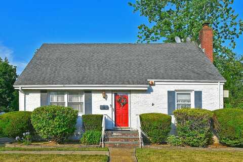 28 Wellington Road, Merrick, NY 11566
