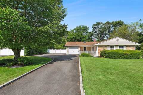 6 Holly Hill Lane, Coram, NY 11727