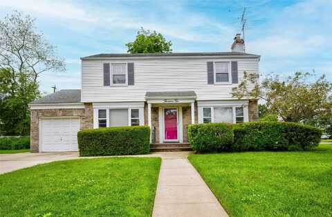 1310 Surrey Place, Rockville Centre, NY 11570