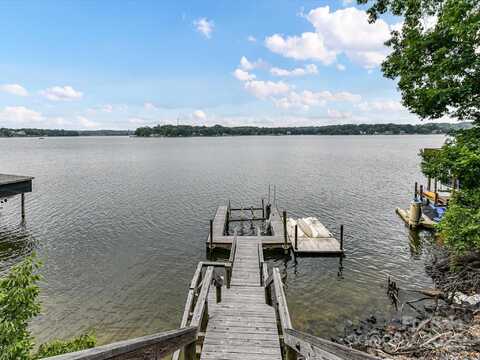 2061 Marquesas Avenue, Tega Cay, SC 29708