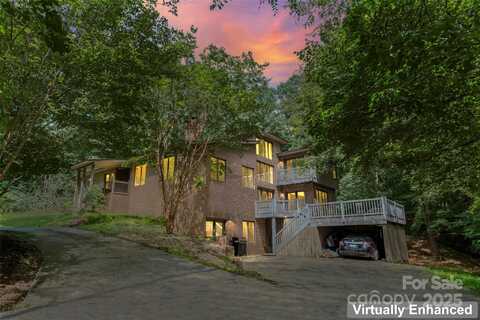 6724 Riverfront Drive, Charlotte, NC 28216