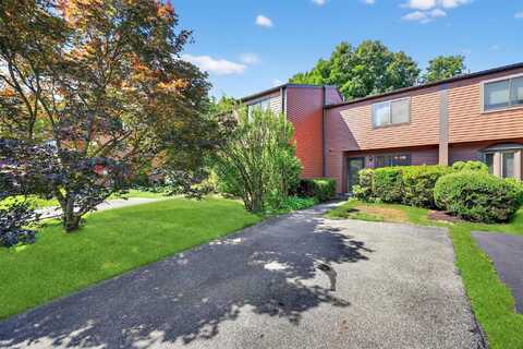 3 Adrian Court, Cortlandt Manor, NY 10567