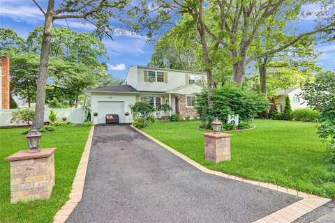 33 Breston Drive W, Shirley, NY 11967