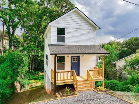 110 Lookout Road, Woodfin, NC 28804