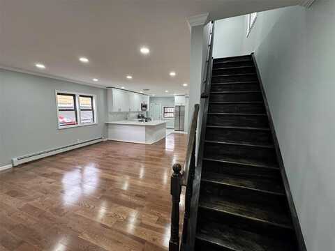47 Beacon Court, Brooklyn, NY 11229