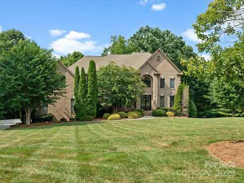 8407 Rolling Fields Road, Mint Hill, NC 28227