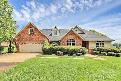 440 Lake Pointe Lane, Salisbury, NC 28146