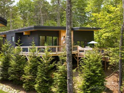1759 Williamson Creek Road, Pisgah Forest, NC 28768