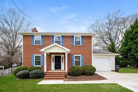 8749 Rittenhouse Circle, Charlotte, NC 28270
