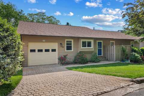 4-B HedgeRose Court, Asheville, NC 28805
