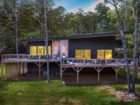 1761 Williamson Creek Road, Pisgah Forest, NC 28768