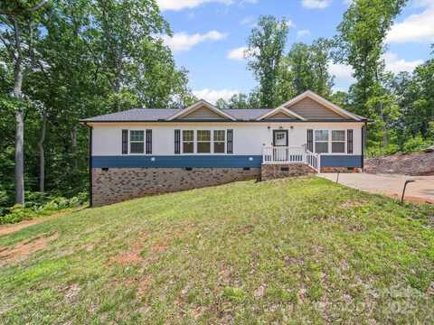 601 Lhasa Apso Lane, Iron Station, NC 28080